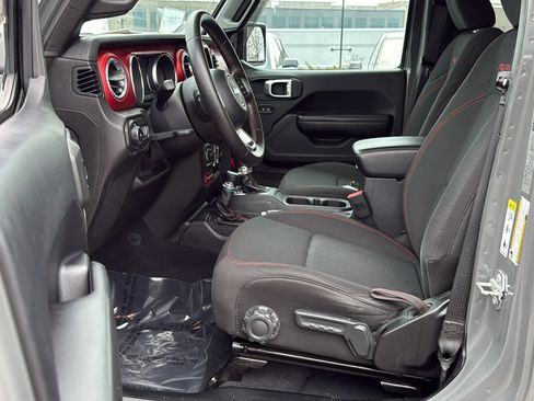 Used 2019 Jeep Wrangler Unlimited Rubicon w/ LED Lighting Group image 8