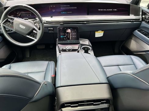 New 2026 Cadillac Escalade IQL Sport 2 AWD/4WD image 16