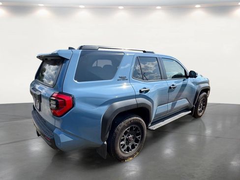 Used 2025 Toyota 4Runner TRD Off-Road Premium AWD/4WD image 10