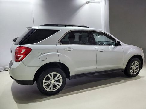 Used 2017 Chevrolet Equinox LT w/ Convenience Package image 22