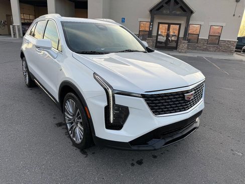 Used 2024 Cadillac XT4 Premium Luxury w/ Technology Package image 1