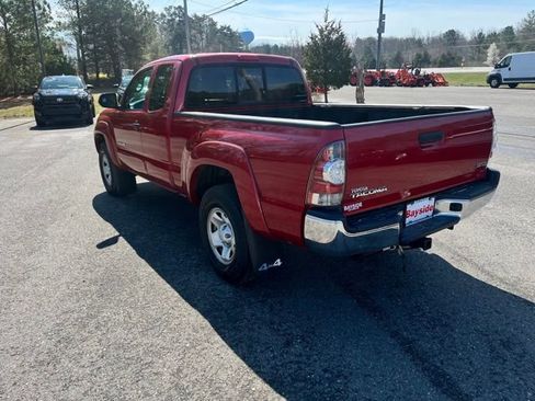 Used 2013 Toyota Tacoma 4x4 Access Cab w/ SR5 Pkg image 11
