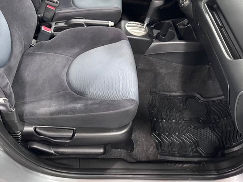 Used 2008 Honda Fit Sport image 18