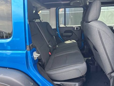 Used 2024 Jeep Wrangler Unlimited AWD/4WD image 11