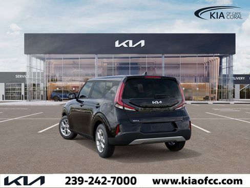 New 2025 Kia Soul LX image 4