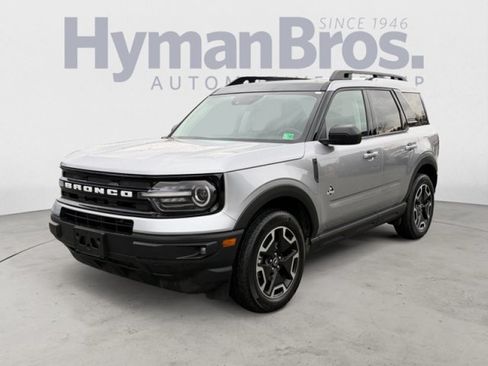 Used 2023 Ford Bronco Sport Outer Banks w/ Tech Package AWD/4WD image 7