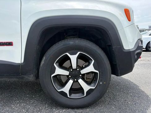 Used 2020 Jeep Renegade Trailhawk w/ Cold Weather Group AWD/4WD image 24