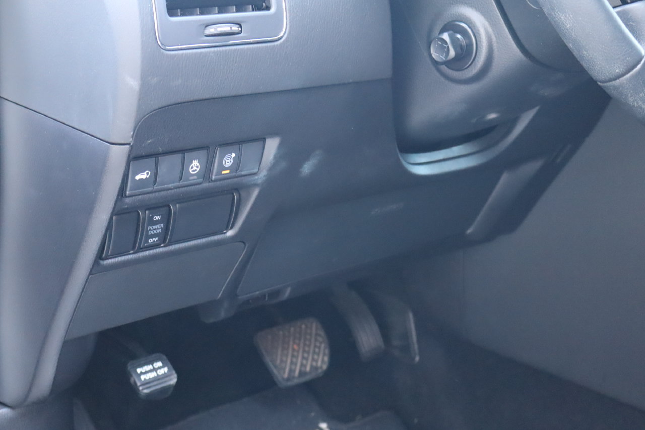 Used 2024 Nissan Armada SL RWD image 26