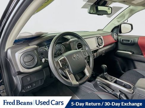 Used 2023 Toyota Tacoma SR5 AWD/4WD image 21