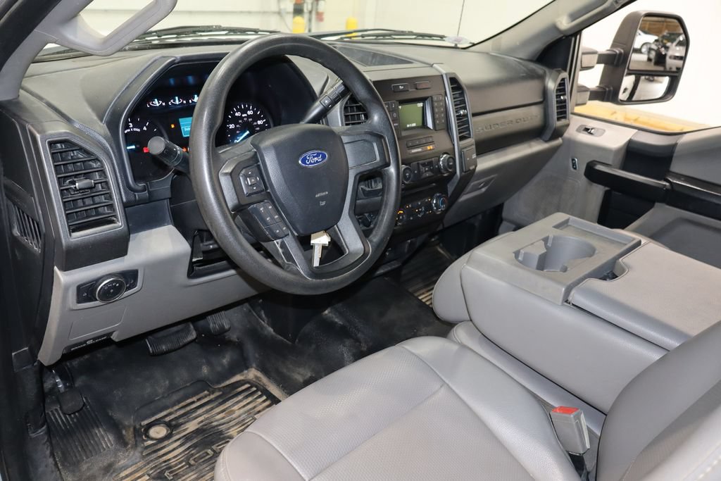 Used 2018 Ford F550 2WD Crew Cab Super Duty image 18