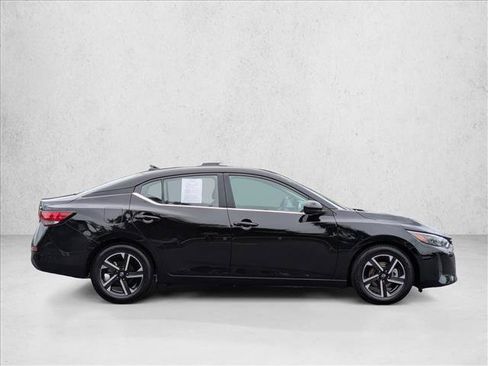 Used 2024 Nissan Sentra SV FWD image 4