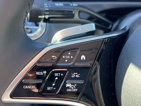 Used 2024 Mercedes-Benz E 350 4MATIC Sedan image 22