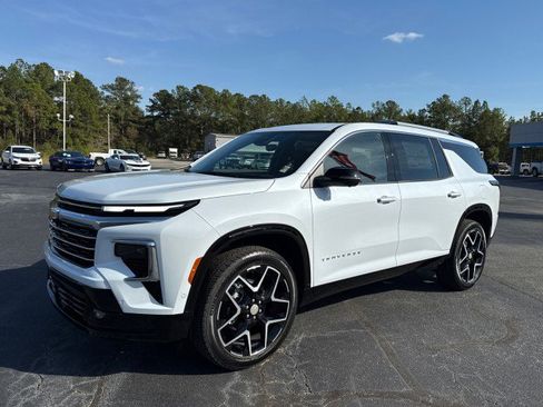 New 2026 Chevrolet Traverse High Country image 7