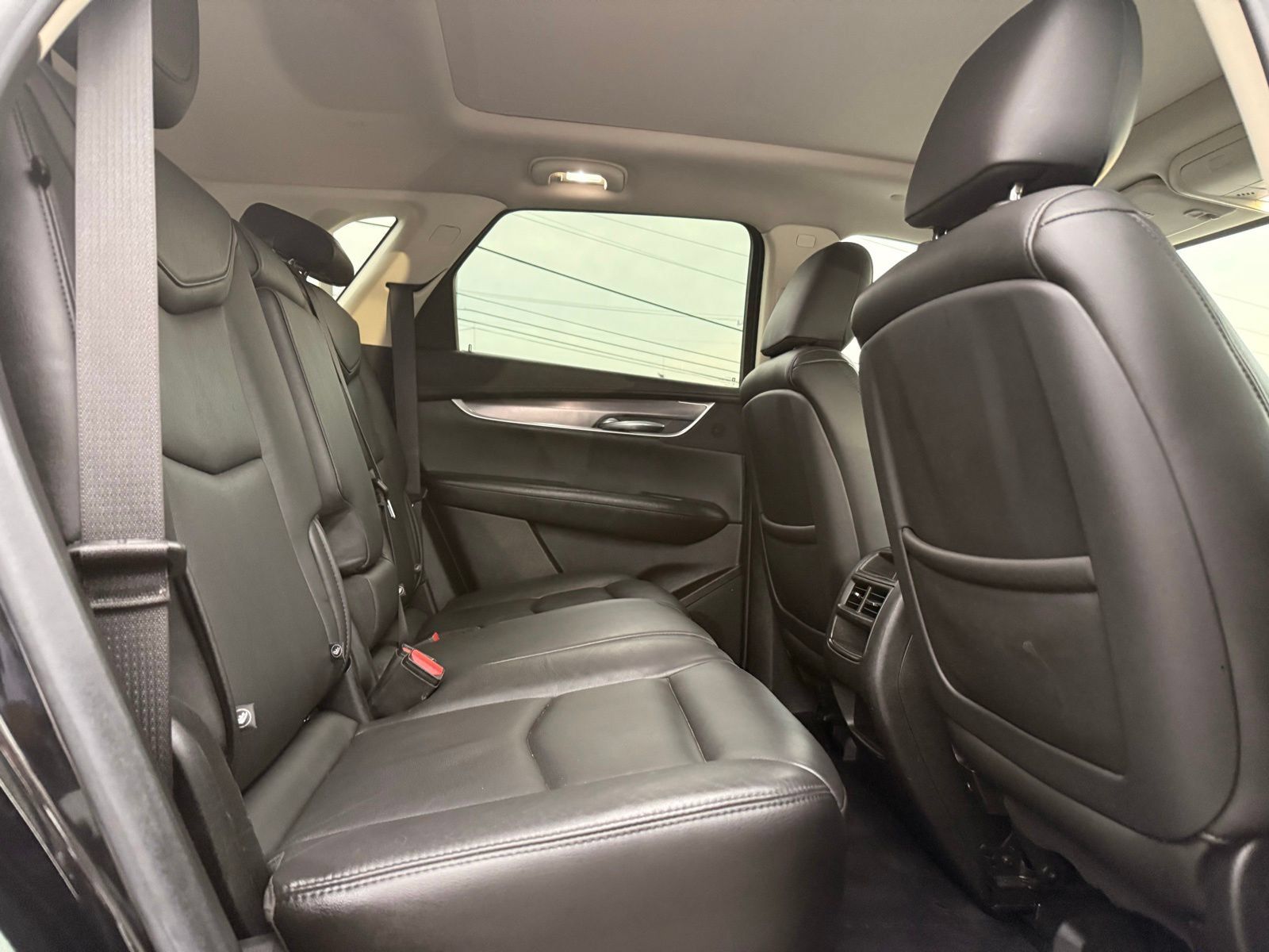 Used 2019 Cadillac XT5 Luxury AWD/4WD image 29