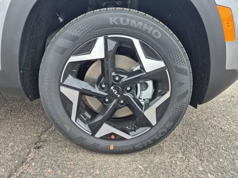 New 2026 Kia Seltos S AWD/4WD image 15