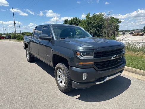Used 2018 Chevrolet Silverado 1500 LT w/ All Star Edition AWD/4WD image 2