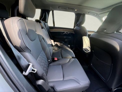 New 2026 Volvo XC90 B6 Plus w/ Protection Package Premier image 9