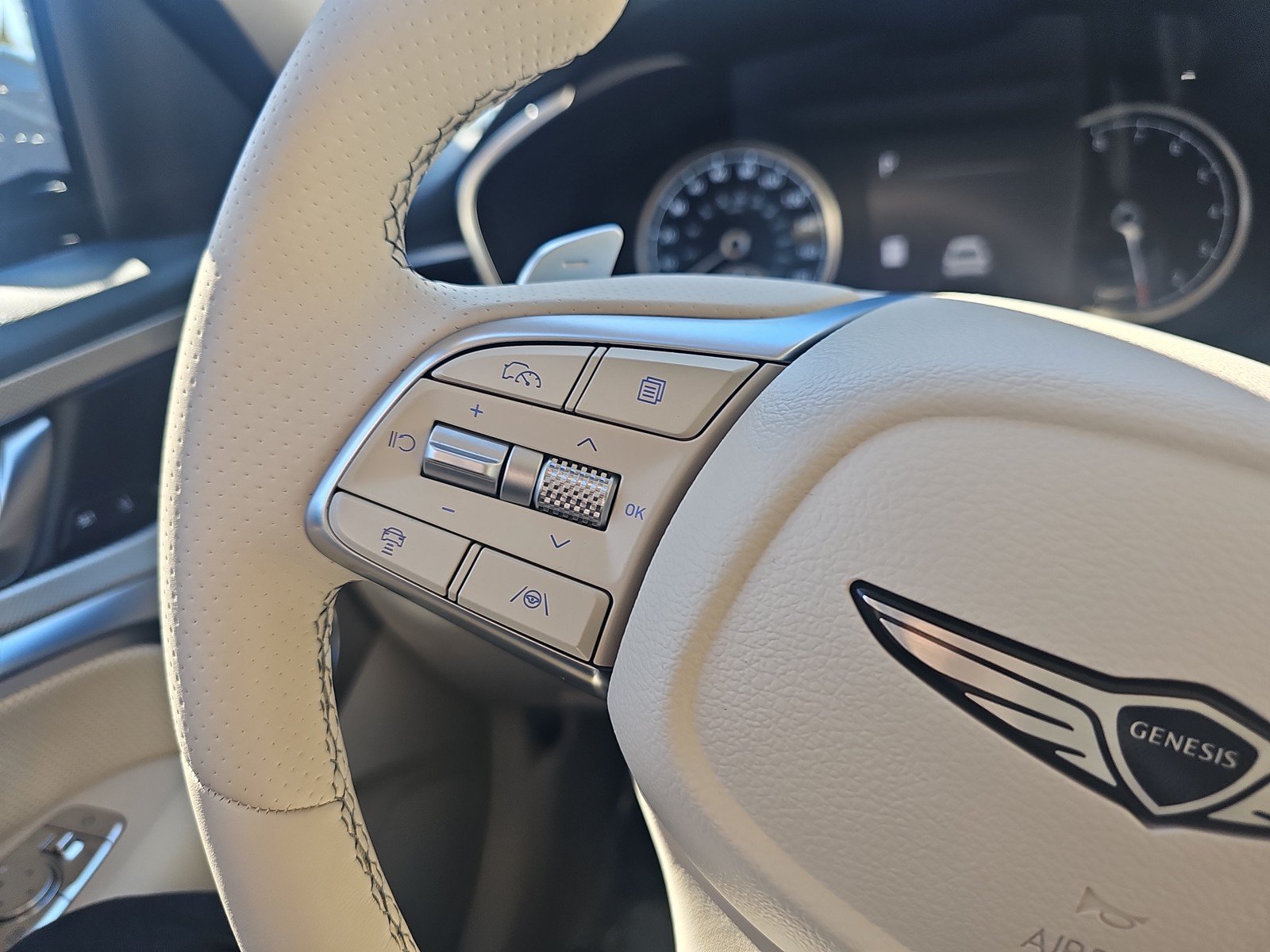 Used 2026 Genesis G70 2.5T Prestige RWD image 21