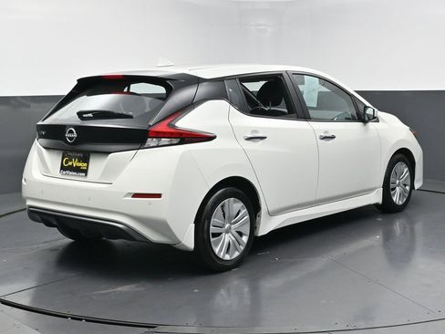 Used 2023 Nissan Leaf S image 5