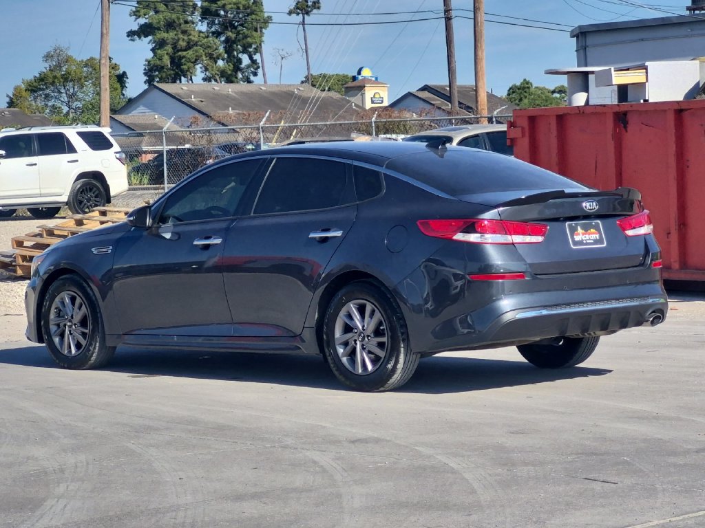 Used 2020 Kia Optima LX FWD image 4