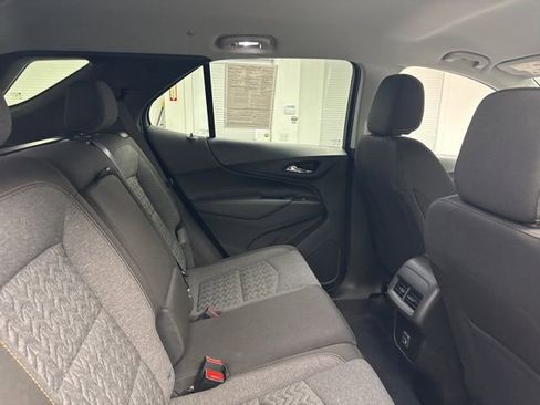 Used 2022 Chevrolet Equinox LT image 12
