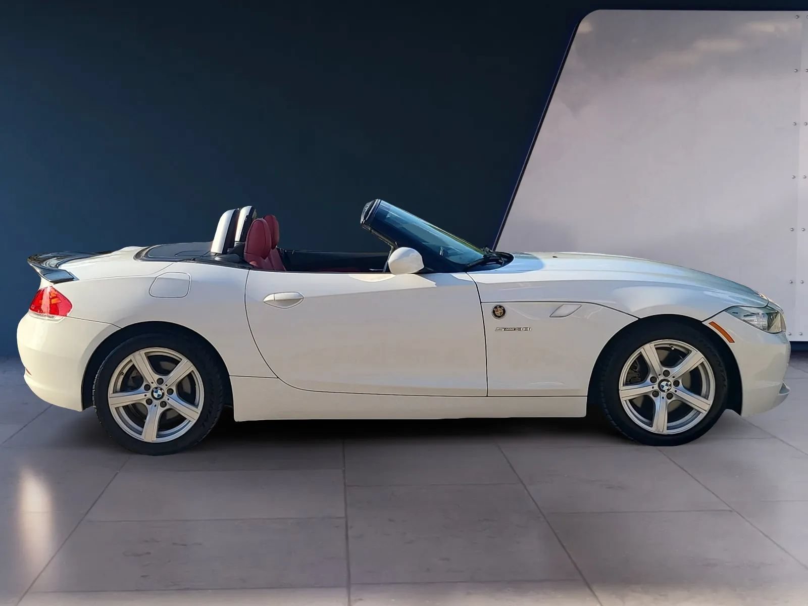 Used 2011 BMW Z4 sDrive30i RWD image 31