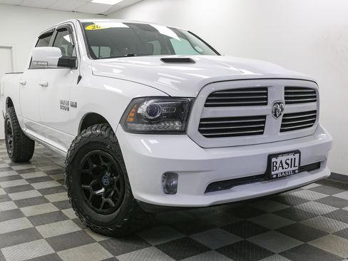 Used 2017 RAM 1500 Sport image 2