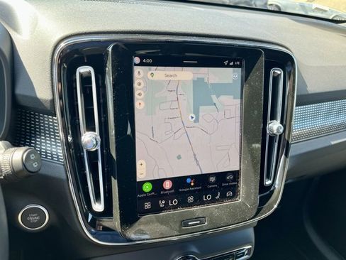 New 2026 Volvo XC40 B5 Ultra w/ Climate Package image 18