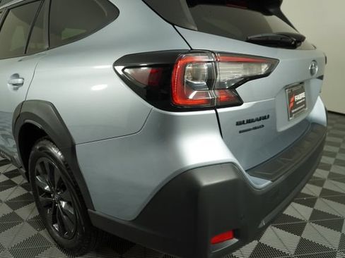 Certified 2024 Subaru Outback Onyx Edition XT AWD/4WD image 12