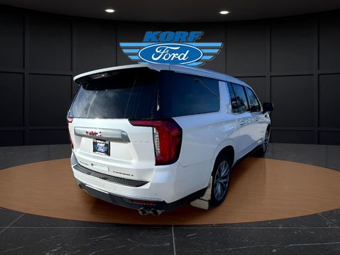 Used 2021 GMC Yukon XL Denali image 5