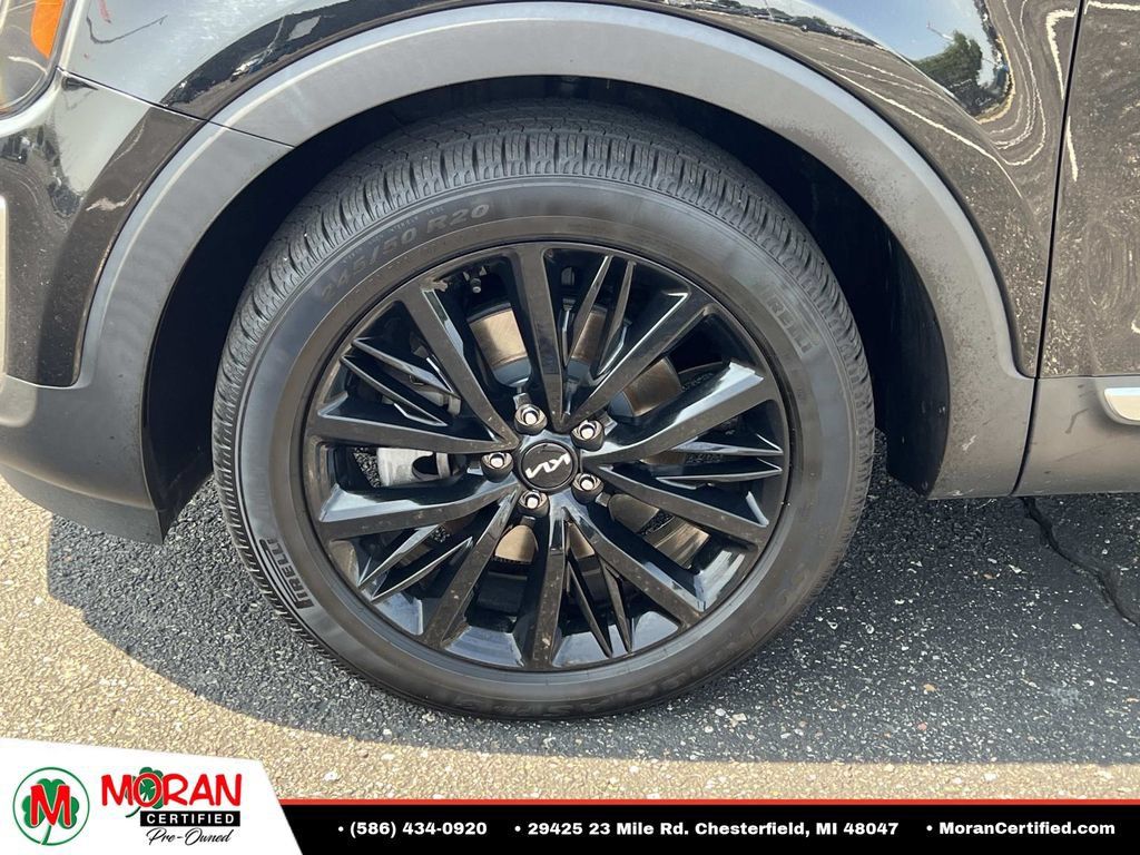 Used 2022 Kia Telluride SX w/ Towing Package FWD image 10