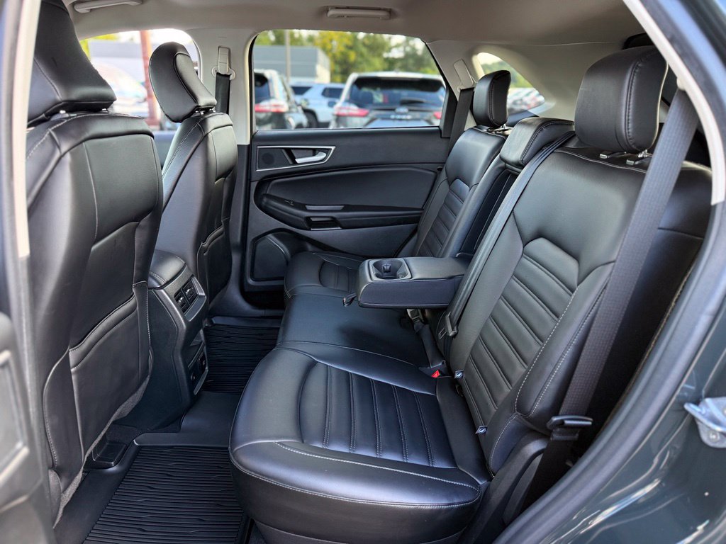 Used 2024 Ford Edge SEL w/ Convenience Package AWD/4WD image 12