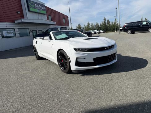 Certified 2023 Chevrolet Camaro SS RWD image 12