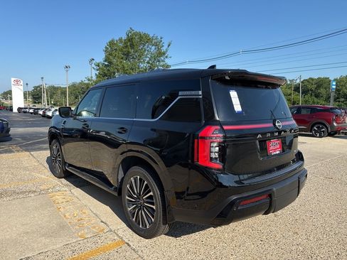 New 2025 Nissan Armada Platinum Reserve image 6