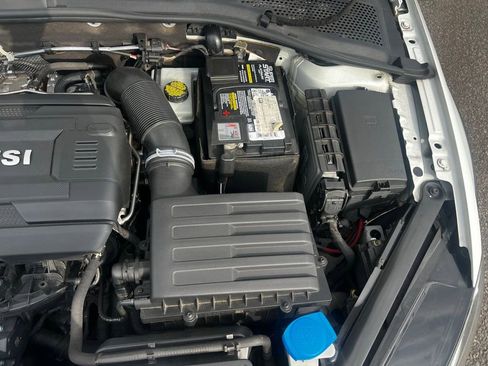 Used 2018 Volkswagen Golf Alltrack S image 34