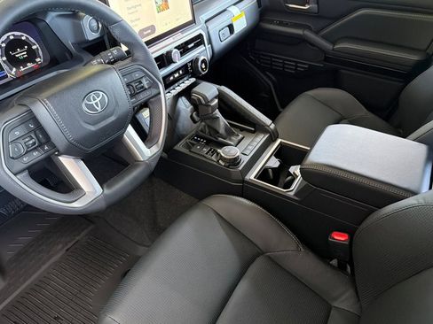 New 2026 Toyota 4Runner Limited AWD/4WD image 11