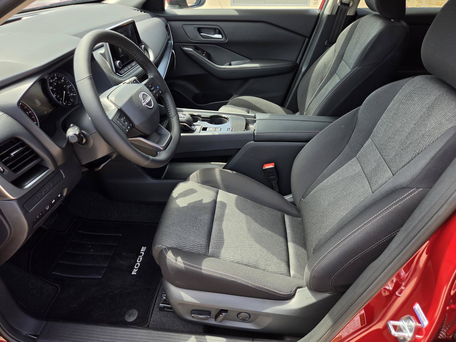 New 2026 Nissan Rogue SV FWD image 18