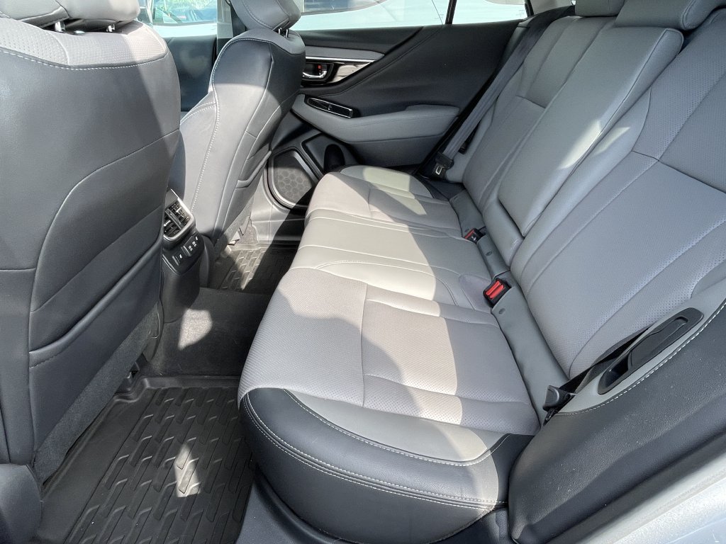 Used 2020 Subaru Outback Limited AWD/4WD image 11
