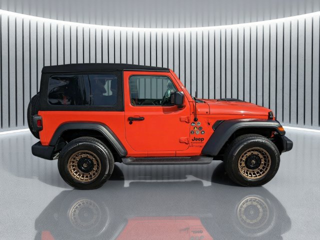 Used 2023 Jeep Wrangler Sport AWD/4WD image 3
