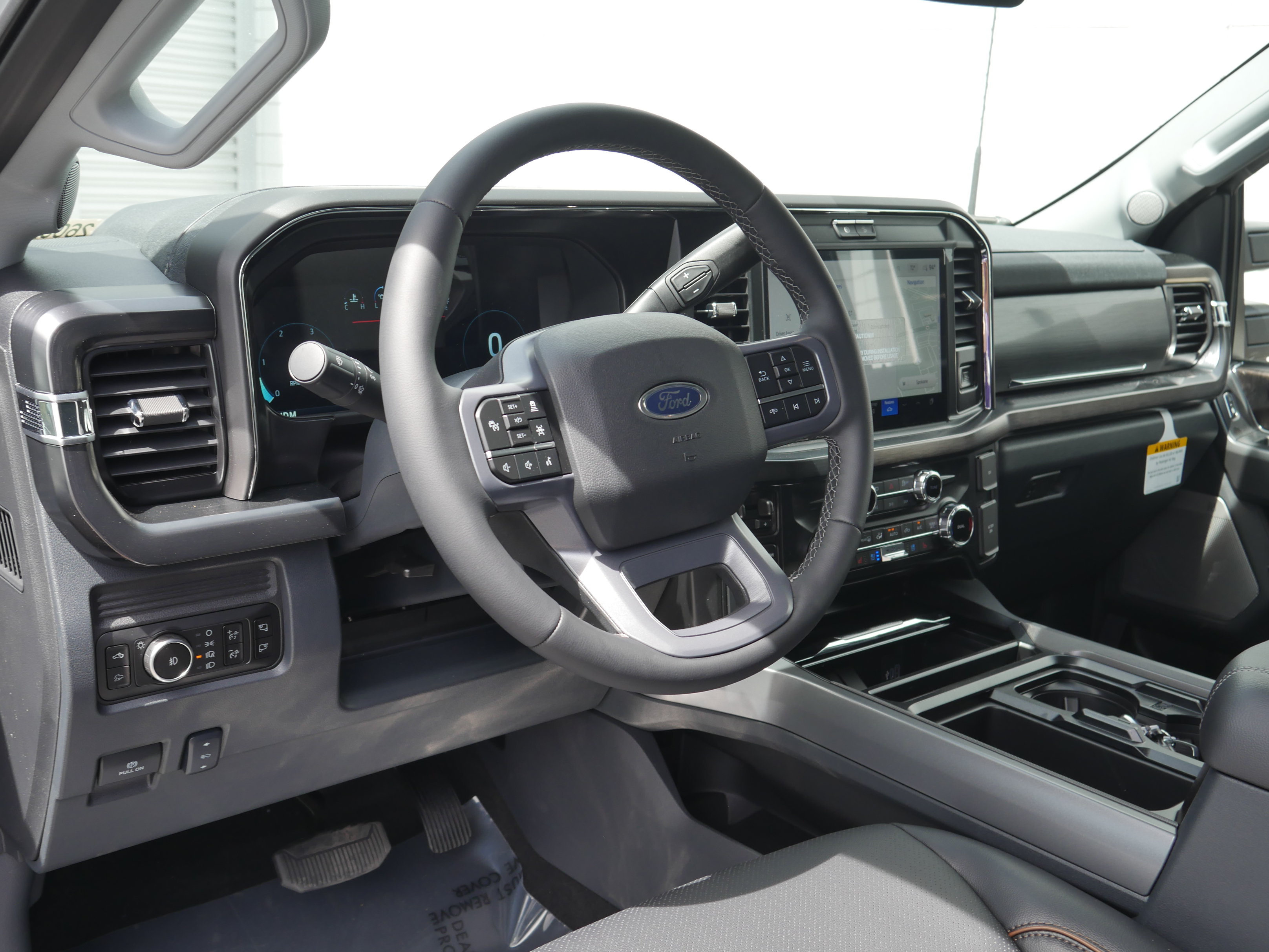 New 2026 Ford F350 Lariat w/ Lariat Ultimate Package AWD/4WD image 4