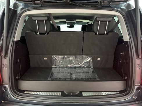 Used 2020 Chevrolet Tahoe Premier w/ 6.2L Performance Package image 38