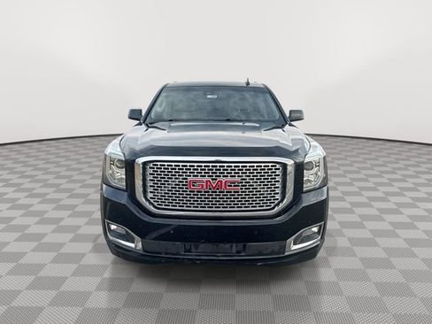 Used 2016 GMC Yukon Denali w/ Open Road Package image 3