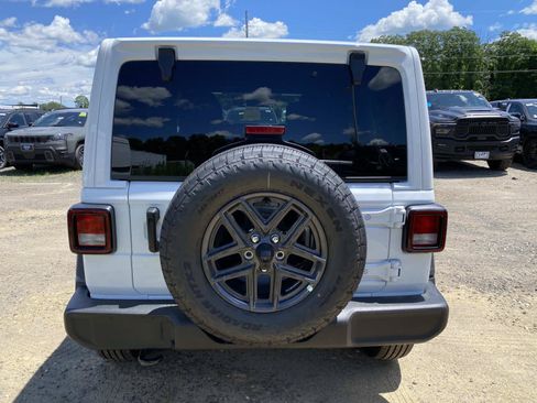 New 2026 Jeep Wrangler Unlimited Sport AWD/4WD image 4