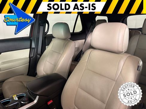 Used 2014 Ford Explorer Limited w/ Equipment Group 302A AWD/4WD image 18