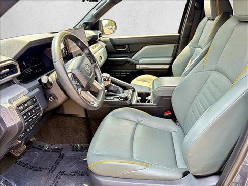 Certified 2025 Toyota 4Runner Trailhunter AWD/4WD image 9