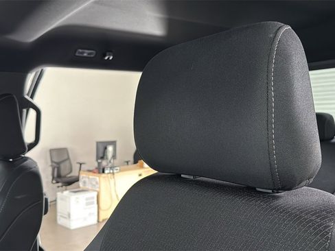 Used 2022 Ford F150 XLT w/ Equipment Group 302A High image 12