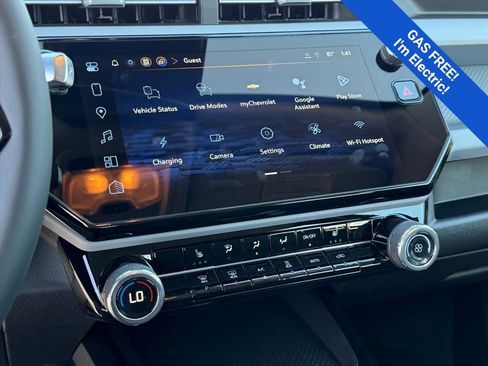 New 2027 Chevrolet Bolt LT w/ Comfort Package image 11