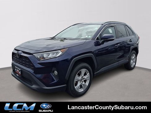 Used 2021 Toyota RAV4 XLE AWD/4WD image 1
