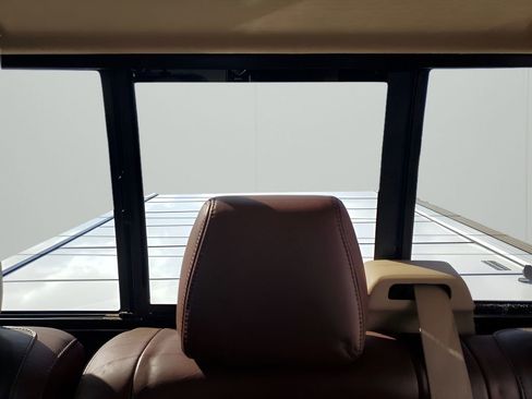 Used 2014 Ford F250 King Ranch w/ King Ranch w/Chrome Package image 23