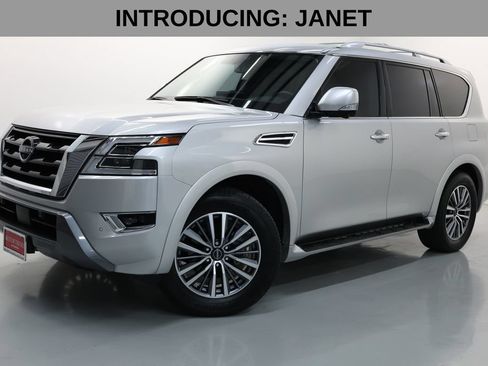 Used 2024 Nissan Armada SL w/ Captain's Chairs Package RWD image 2
